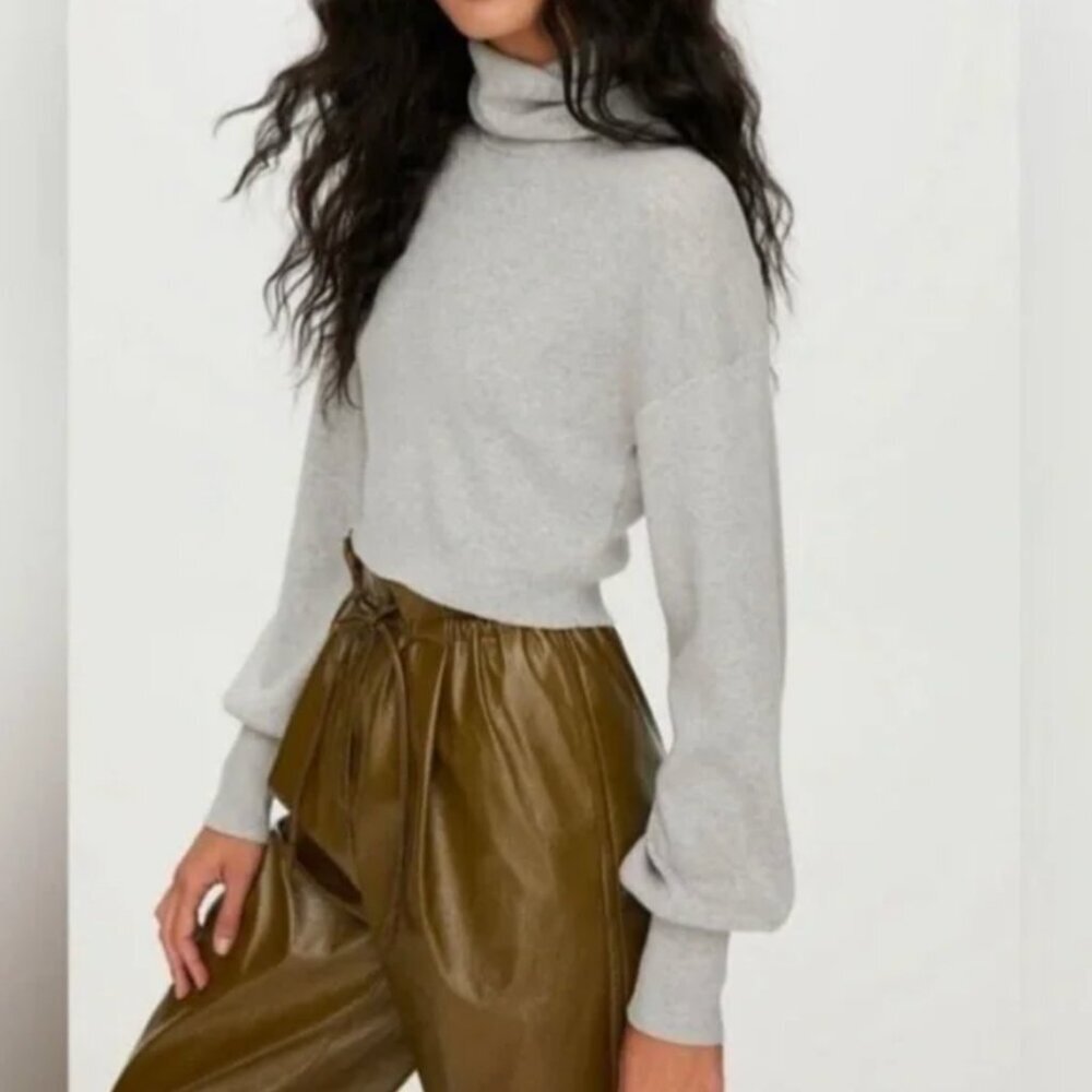 Aritzia Wilfred Rebecca Cropped Turtleneck Sweater‎ Heather Gray Size M